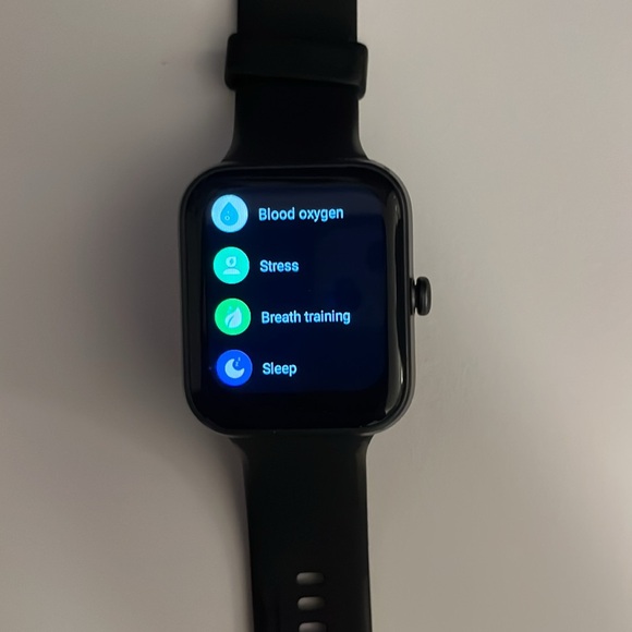 SKG Smartwatch for Women - Picture 6 of 11